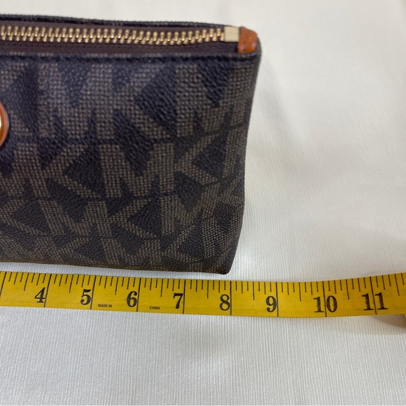 Michael Kors Women’s Small Clutch/Bag - Picture 14 of 17